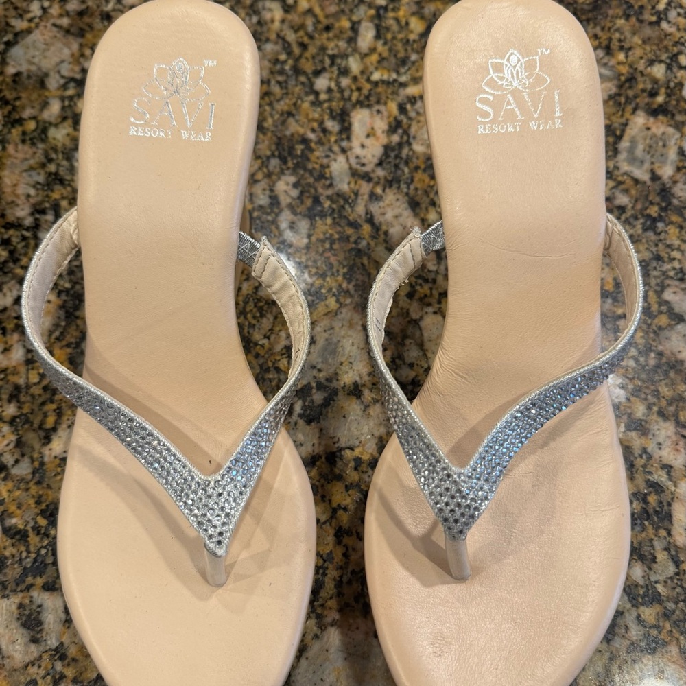 Fashion Savi  Resort Wear Women's Size 10 Silver